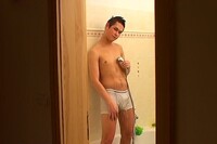 Undie Twinks Sing Up s1